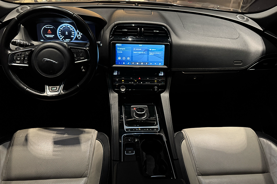 JAGUAR F-PACE 3.0C.C. V6 CS R-SPORT